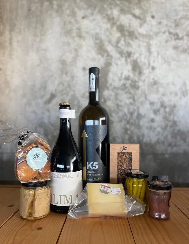 Bodega K5 Packs Basque Delicatessen confezione regalo magnum
